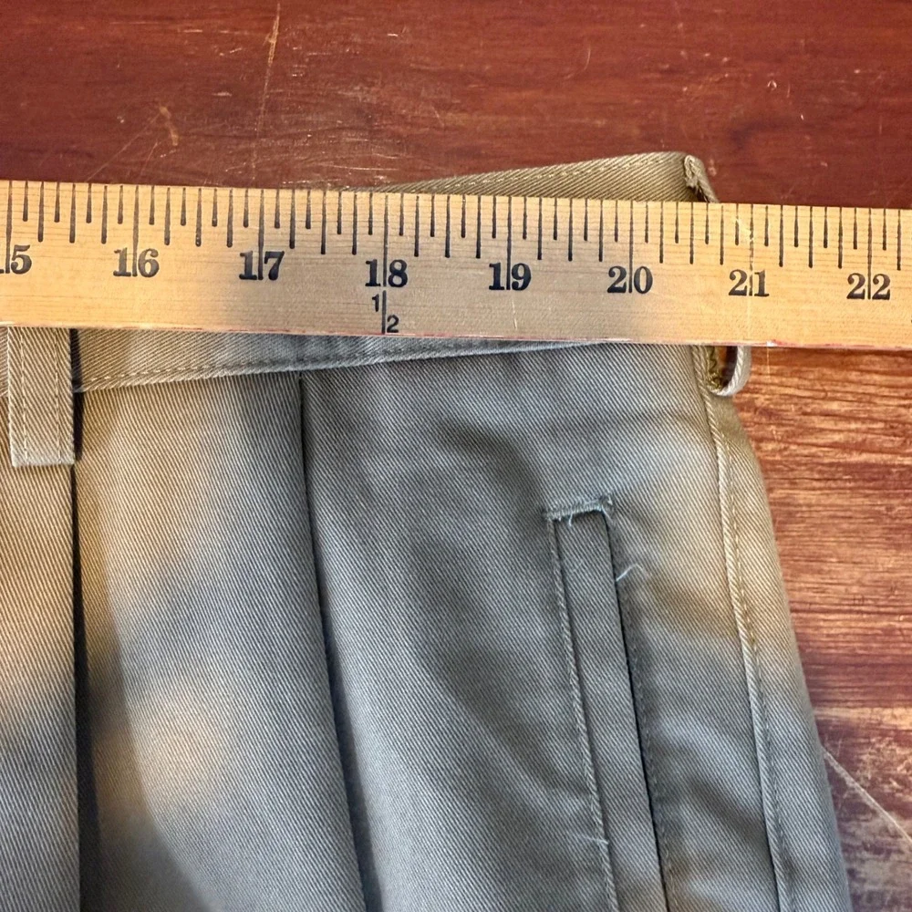 Cabela's Outfitter Series Pants Mens 42x32 Brown Pleated Cotton Chinos ZDSB0491